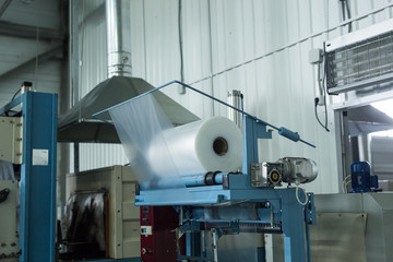 Water factory - Water bottling line for processing and bottling pure spring water into small bottles