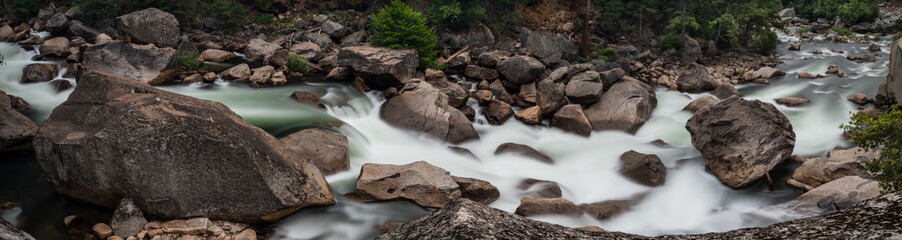 ROCKY MERCED RIVER PANORAMA YOSEMITE NATIONAL PARK