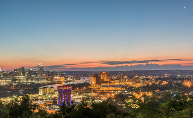 Fototapeta na wymiar A sunrise of beautiful Cincinnati, OH.