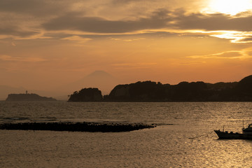 鎌倉市材木座海岸からの夕焼け