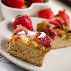 Strawberry and rhubarb pie