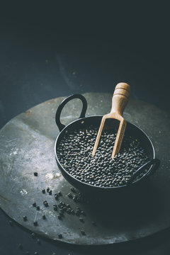Black Lentils