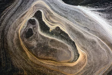 Foto op Plexiglas Grijs Unieke vorming van zandsteenringen door sedimentatie en natuurlijke verwering van de rots