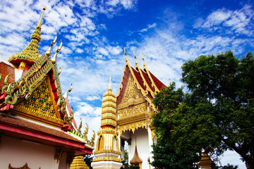 Naklejka premium The temple in Thailand has a sky in the daytime.