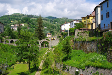 Fototapeta na wymiar Medieval town Barga in Tuscany, Italy.