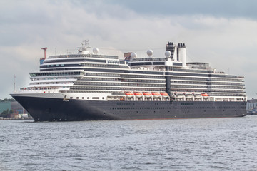 Fototapeta na wymiar Luxury cruise Ship