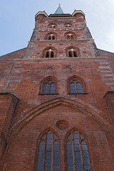 Fototapeta na wymiar the tower of st. peters church in lubeck, germany