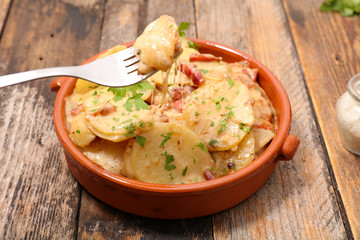 french truffade, potato with bacon and cheese