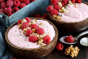 Raspberries smoothie bowls