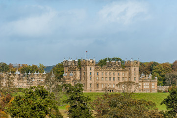 Fototapeta na wymiar Floors Castle in the Scottish borders