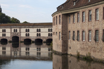 Fototapeta na wymiar Barrage Vauban in Strasbourg