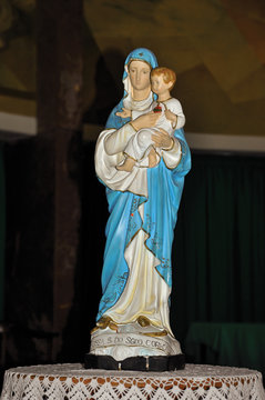 Close-up of statuette with image of Our Lady holding the boy Jesus in the Santuario das Almas church, in the coastal city of Niteroi. Located in the Rio de Janeiro State, southwestern Brazil