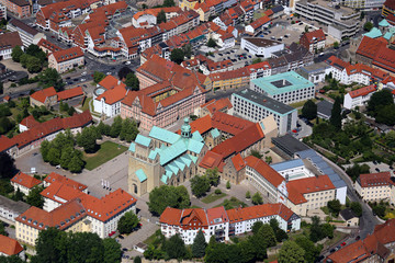 Dom Mariä Himmelfahrt zu Hildesheim Luftbild