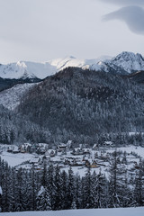 Obraz premium pierwszy śnieg tatry
