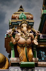 Fototapeta na wymiar Close detail of statues on tranditional Hindi temples in India