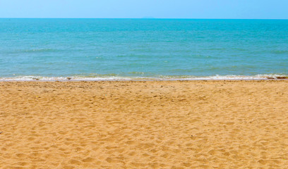 Fototapeta na wymiar Beautiful sand beach