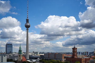 Berliner Fernsehturm und Umgebung  © Rolf Dräger