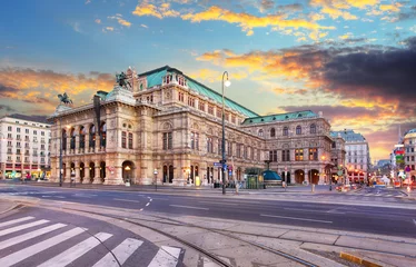 Foto op Plexiglas Staatsopera bij zonsopgang - Wenen - Oostenrijk © TTstudio