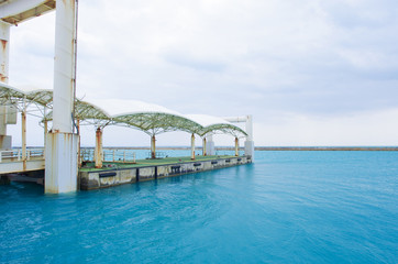 沖縄離島の港風景