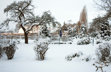 Winter auf dem Dorfe