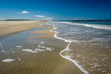 The sun is shining on a September afternoon when walking along the Wadden Sea and the gorgeous coastline of the Dutch Wadden Isle of Schiermonnikoog.