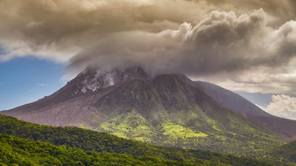 Soufriere Hills Volcano, Montserrat - obrazy, fototapety, plakaty