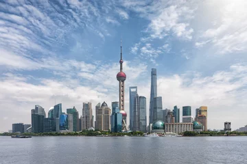 Foto op Plexiglas Das Zentrum von Shanghai, Pudong, an einem sonnigen Tag im Frühling, China © moofushi
