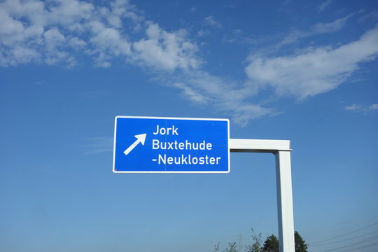 Autobahnschild Jork, Buxtehude, Neukloster