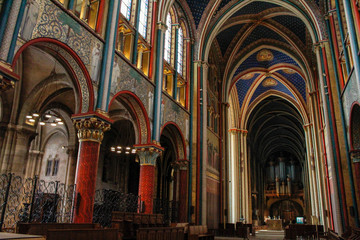 Fototapeta na wymiar Coloured vaults of Saint-Germain-des-Prés Paris