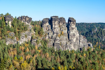 Fototapeta na wymiar Bilder aus dem Elbsandsteingebirge in Sachsen