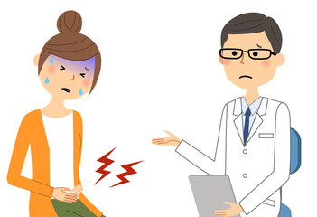 白衣の男性　問診　診察　痛い