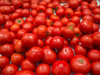 Fresh red tomatoes in the soupermarket