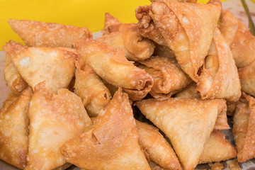 Close up of the chicken samosas