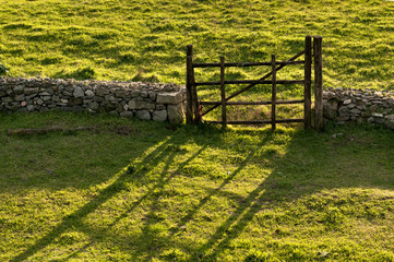wall with gate