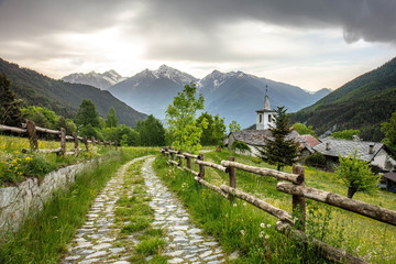 Fototapeta na wymiar Parc Mont Avic Aosta Valley