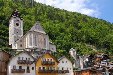 Hallstatt, Stadtansicht mit Pfarrkirche, Österreich