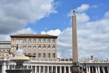 Fototapeta na wymiar Rome. 18 may 2018 St. Peter's Square. View of the apostolic palaces of the Vatican.