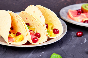 Fruit tacos. Summer snacks.