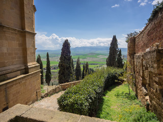 Scenic city walls in medieval town of Pienza, Tuscany
