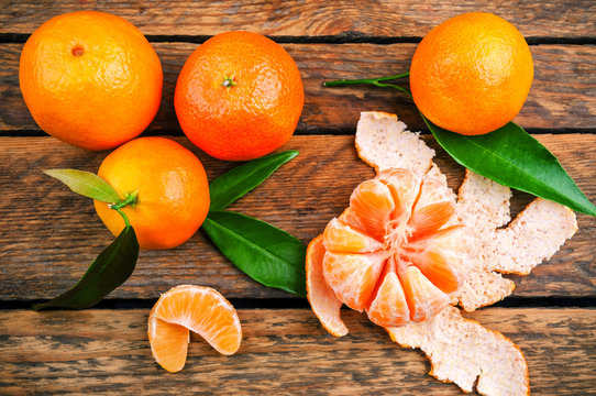 juicy ripe mantarines (tangerine)