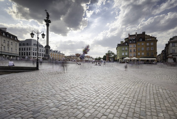 Widok na rynek starego miasta w Warszawie - obrazy, fototapety, plakaty