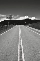 Fototapeta premium 4,200 meter high summit of Mauna Kea, the world's largest observatory for optical, infrared, and submillimeter astronomy. Big Island of Hawaii.