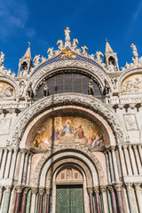 Fototapeta na wymiar Beautiful Details Over Saint Marks Basilica Vertical