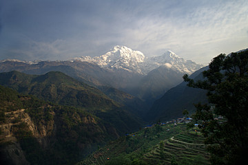 Naklejka premium Annapurna South and Hiunchuli E