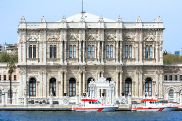 Fototapeta na wymiar Dolmabahce palace, istanbul, Turkey