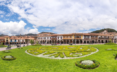 Obraz premium Plaza de Armas (Arms Square), also known as Major Square, a World Heritage Site in the heart of Cusco city, in Peru