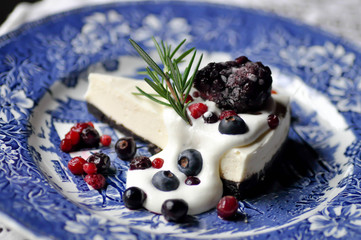 mixed berry cheese pie or cheese cake
