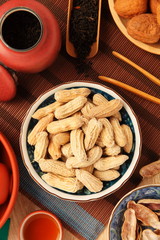 Dry peanuts in the bowel