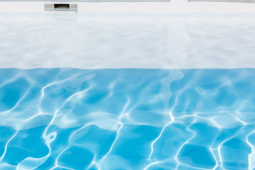 paroi intérieure de piscine 