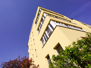 Modernes Wohngebäude in Deutschland